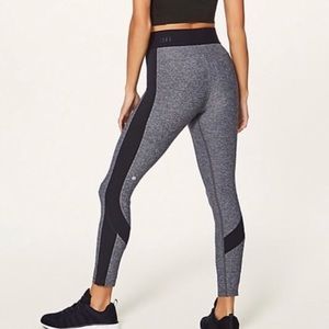 Lululemon box it out tight size 4